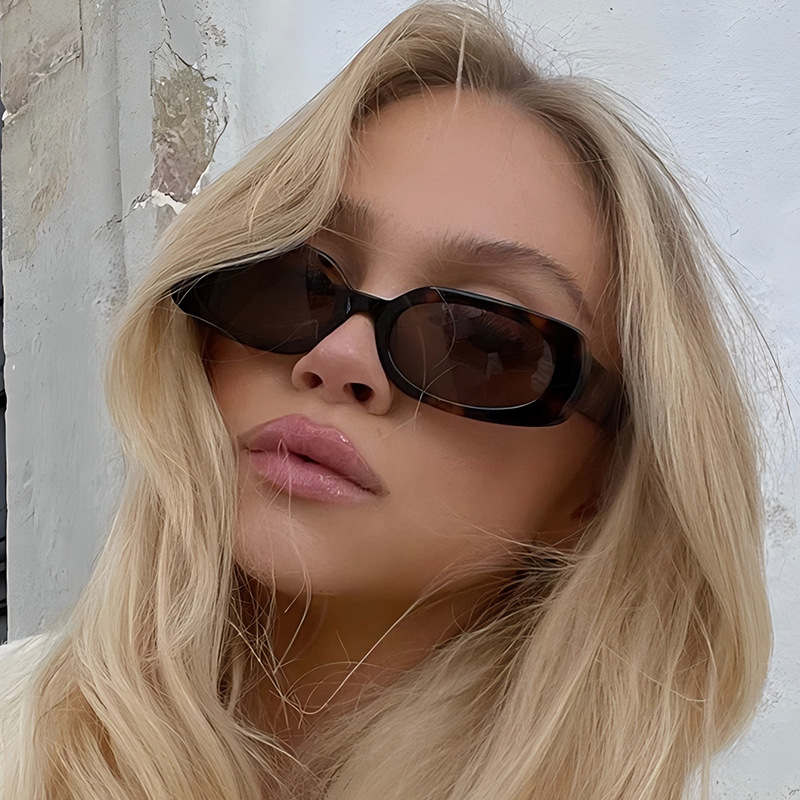 1 Stück Luxuriöse Rechteckige  – Designer Sunglasses Bewertung und Preis